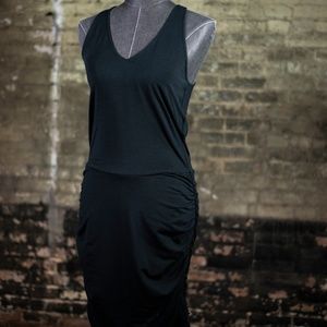 Carrie Underwood Black Body Contouring Dress